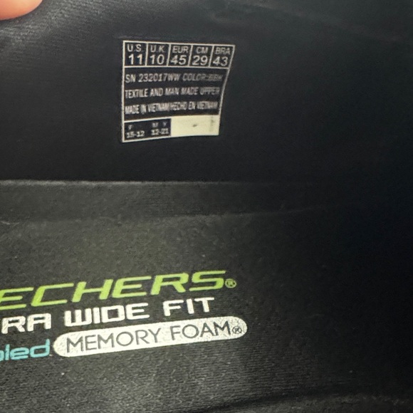 Skechers Men's Black Mesh Slip-Ons - Picture 6 of 6